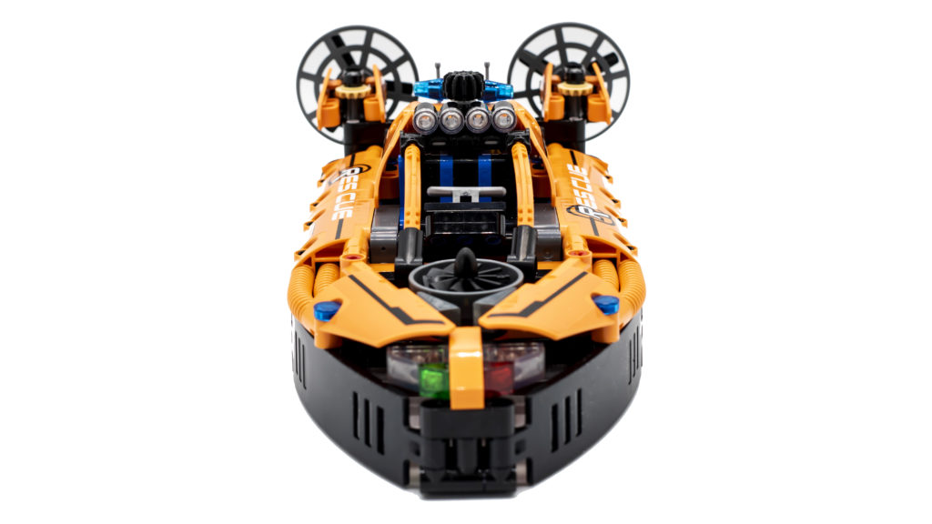 LEGO Technic 42120 Rescue Hovercraft 2