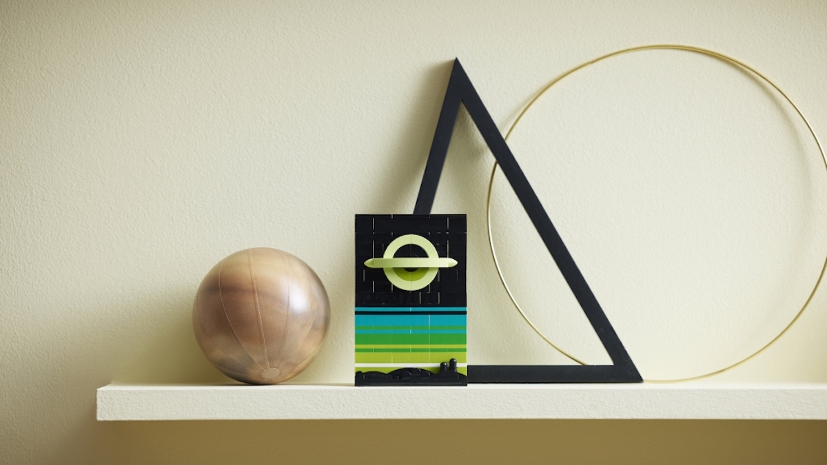 Confused about LEGO Ideas 21340 Tales of the Space Age's green section? You're not alone