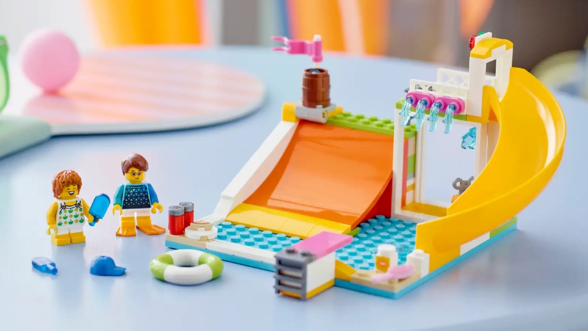 LEGO 40685 Water Park gift-with-purchase officially revealed
