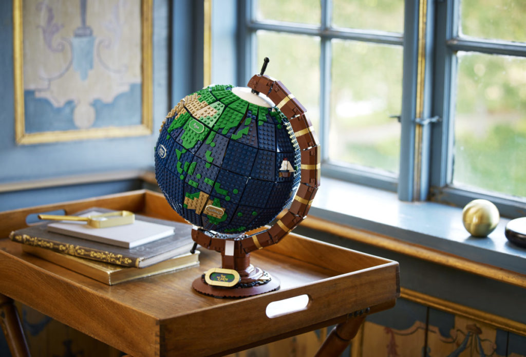 LEGO Ideas 21332 The Globe 32 1024x695