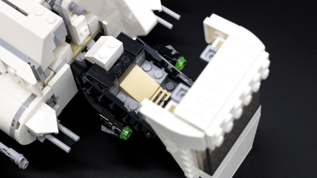 LEGO Star Wars 75302 Imperial Shuttle 13