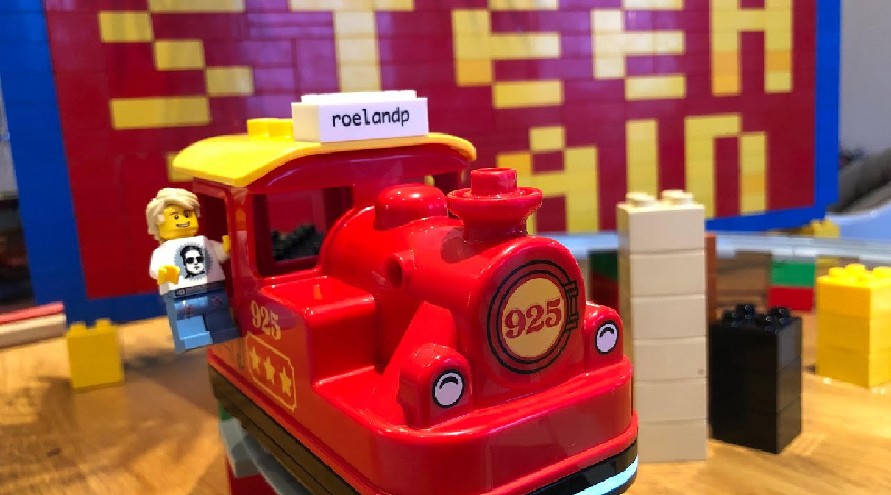 LEGO DUPLO train gets Steem power