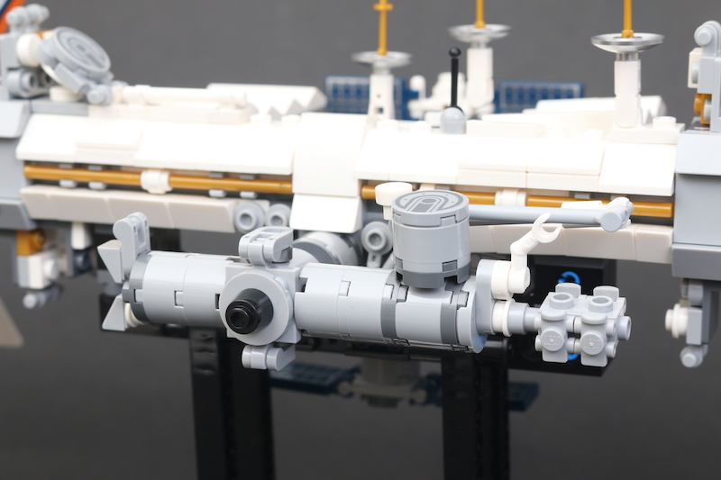 LEGO IDEAS 21321 International Space Station review 11
