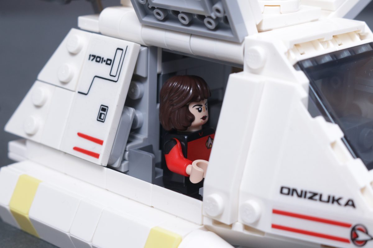 LEGO Icons 40768 Star Trek Type 15 Shuttlepod GWP second review 7 1200x800