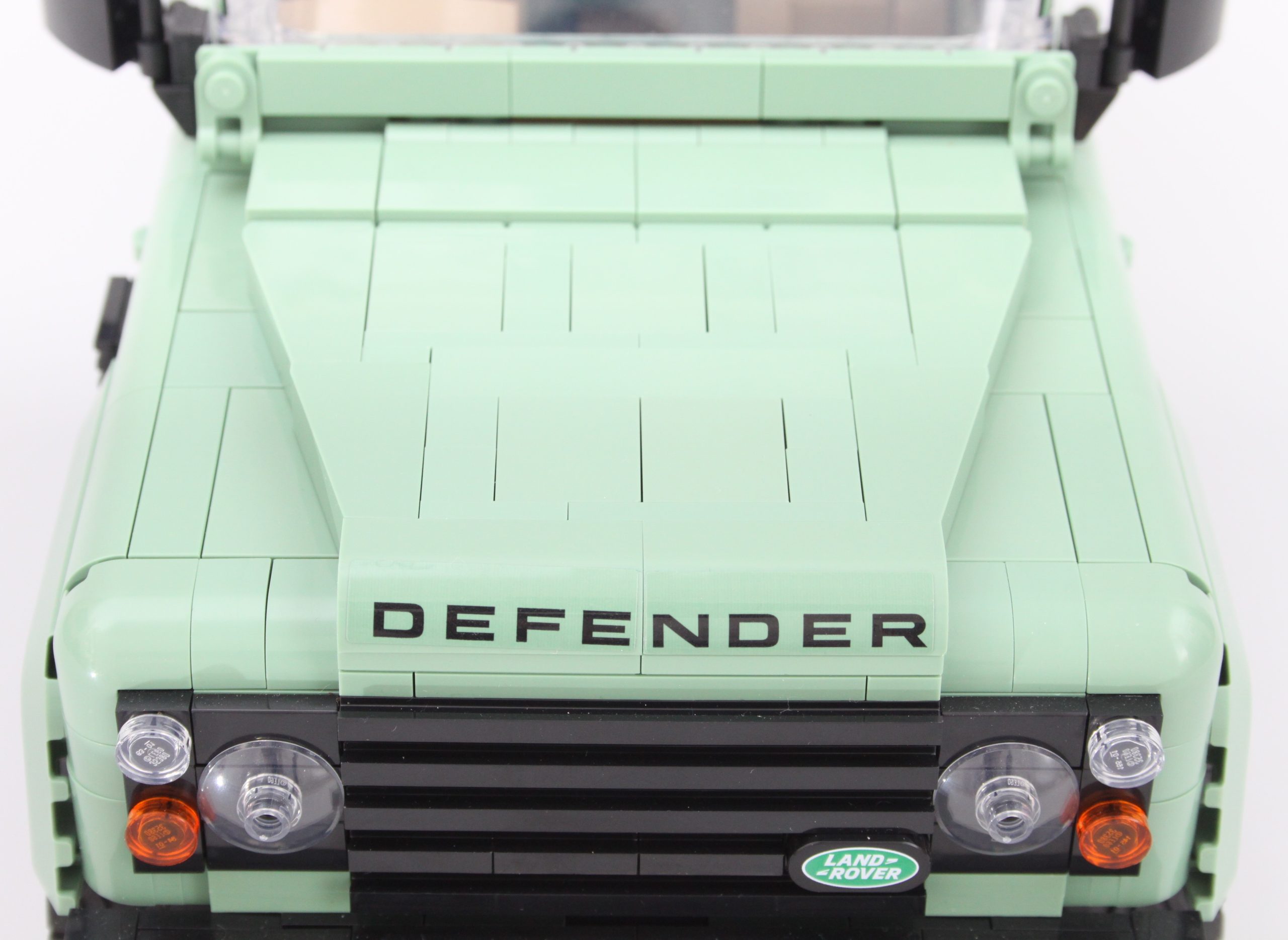 LEGO ICONS 10317 Land Rover Classic Defender 90 review 44 scaled