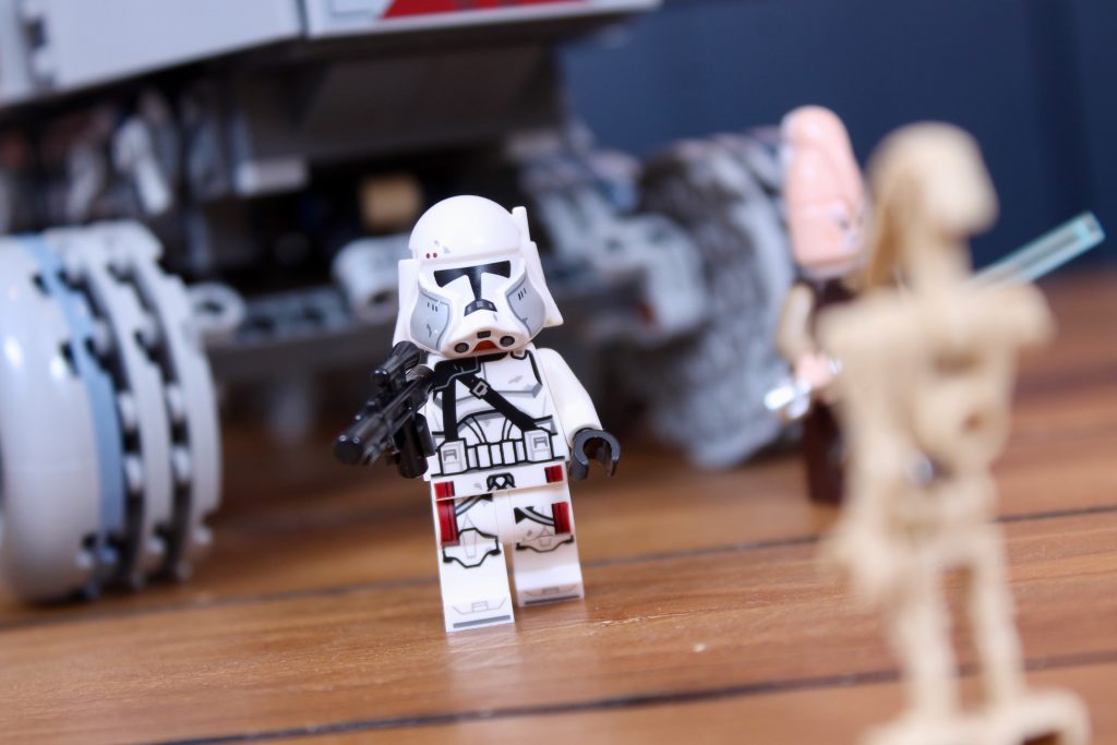 LEGO Star Wars 75413 Republic Juggernaut review 3 1024x683