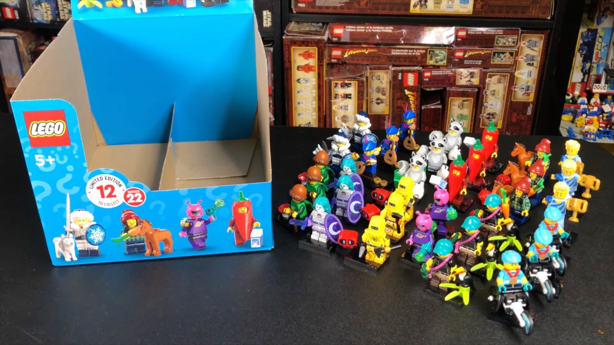The first reviews of LEGO Collectible Minifigures 71032 Series 22 are here