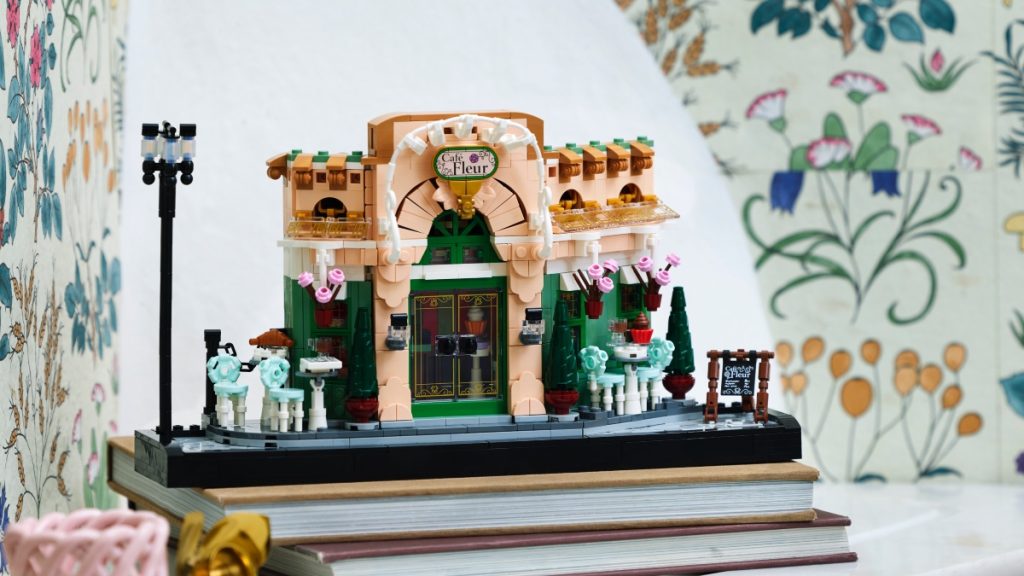LEGO Icons 10362 French Cafe featured 3 1024x576