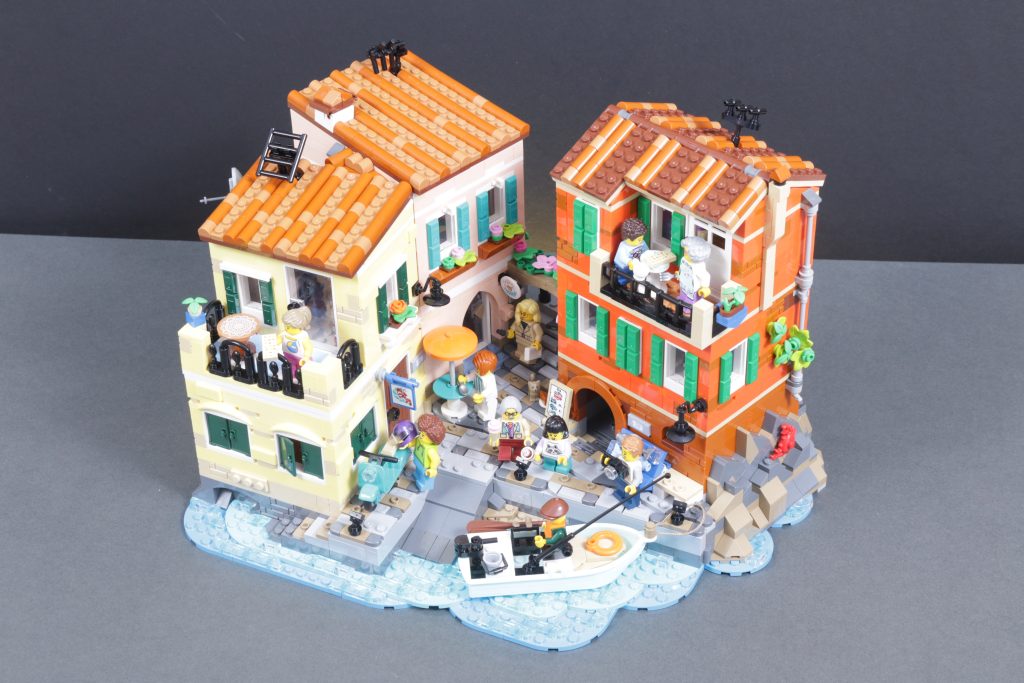 LEGO Ideas 21359 Italian Riviera review 67 1024x683