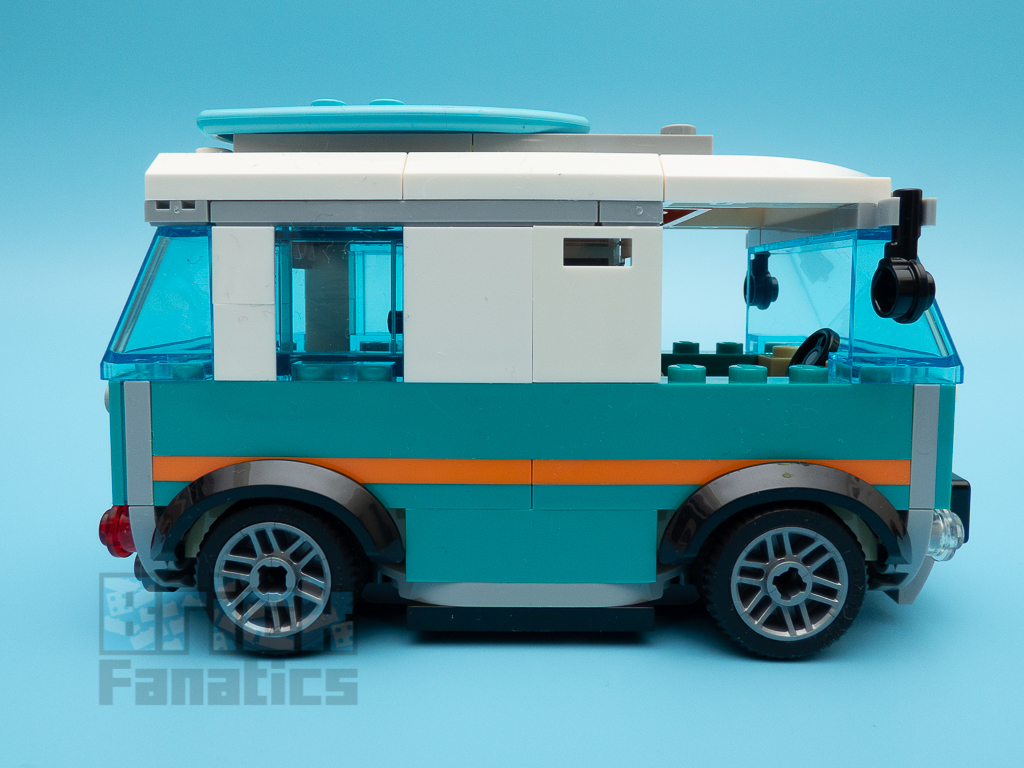 LEGO City 60257 Service Station 23