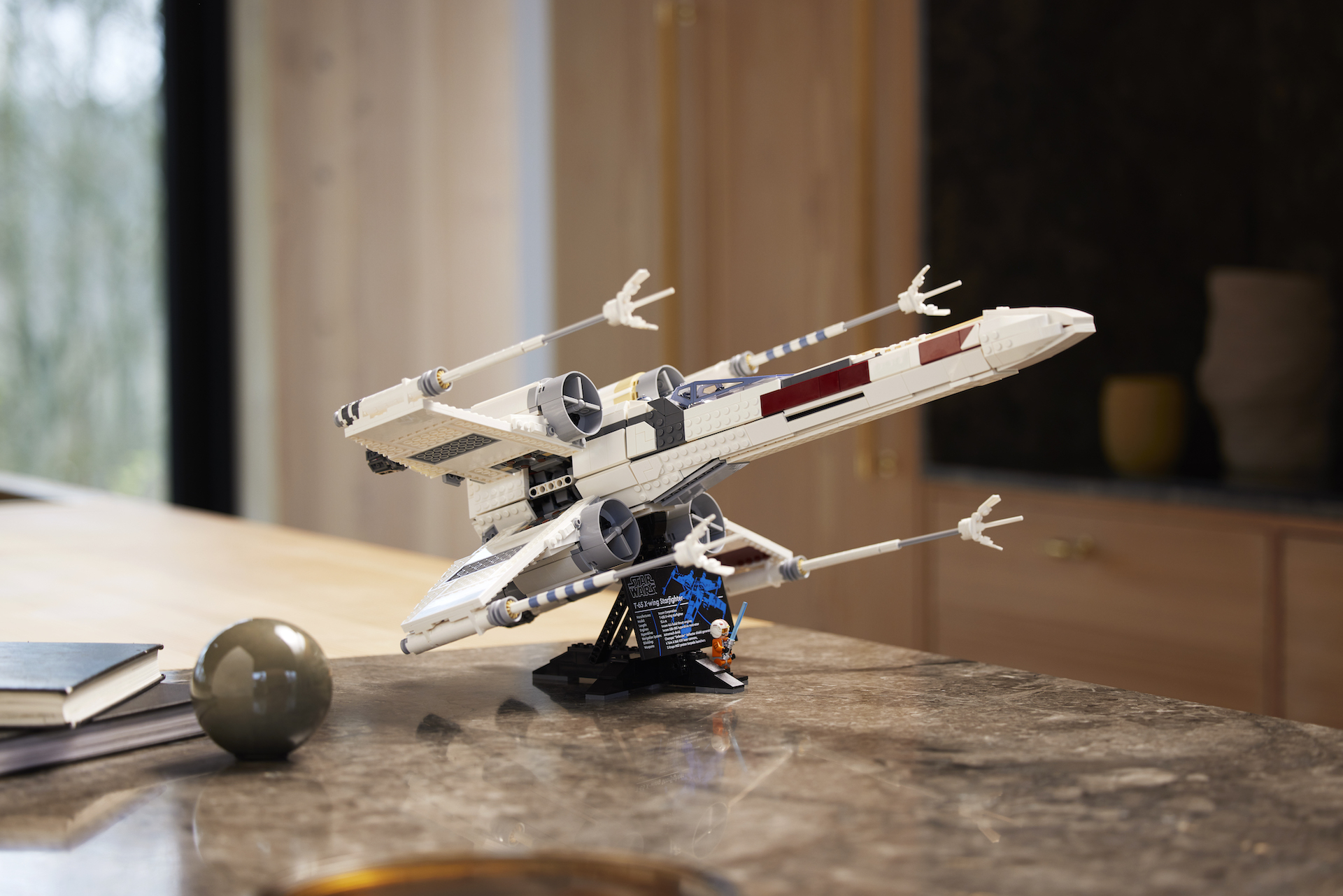 LEGO Star Wars 75355 X wing Starfighter 24