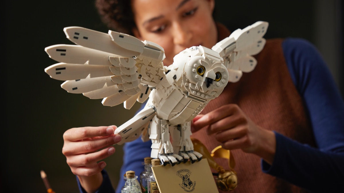 LEGO Harry Potter 76391 Hogwarts' Icons Collectors Edition is back in stock
