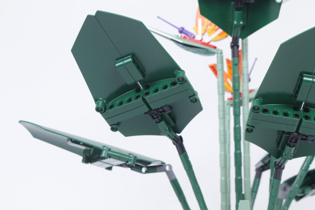 LEGO Botanical Collection 10289 Bird Of Paradise review 14