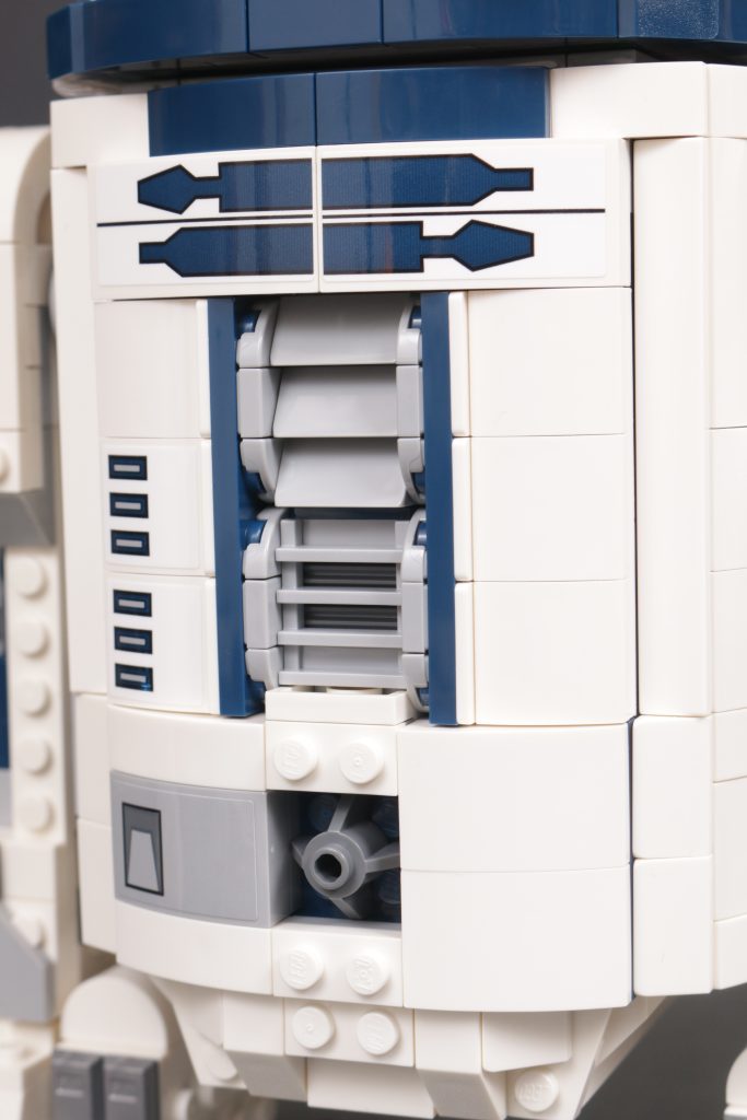 LEGO Star Wars 75379 R2 D2 review 18 683x1024