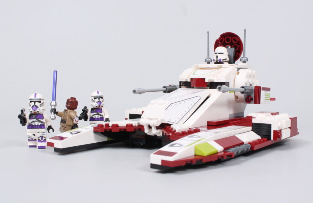 LEGO Star Wars 75342 Republic Fighter Tank review 29 1024x666