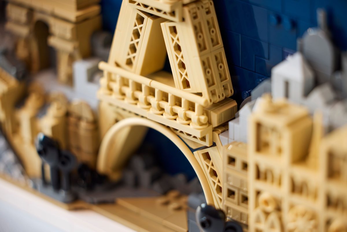 LEGO Architecture 21064 Paris City of Love 7 1200x801