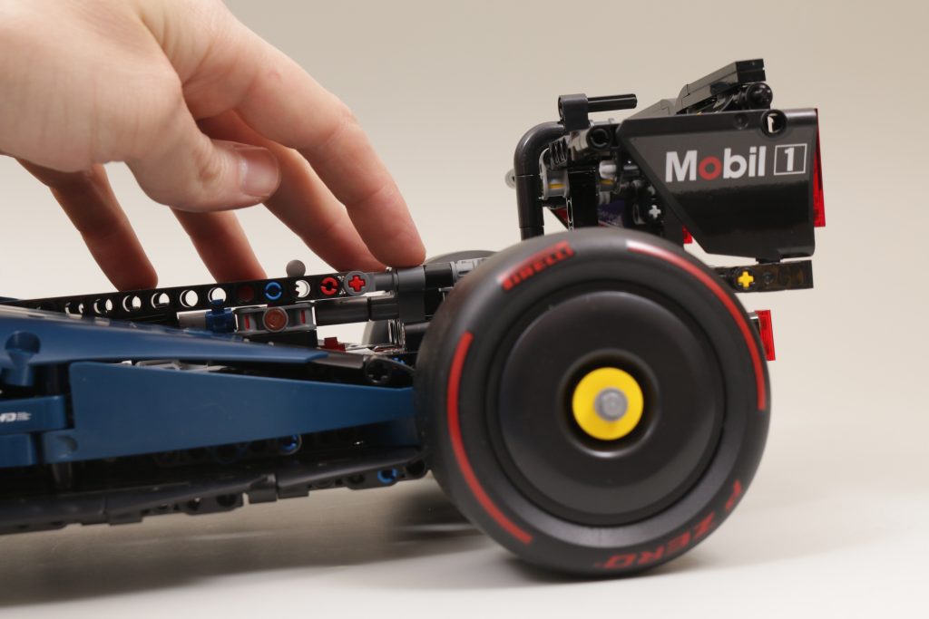 LEGO Technic 42206 Oracle Red Bull Racing RB20 F1 Car review 64 1024x683