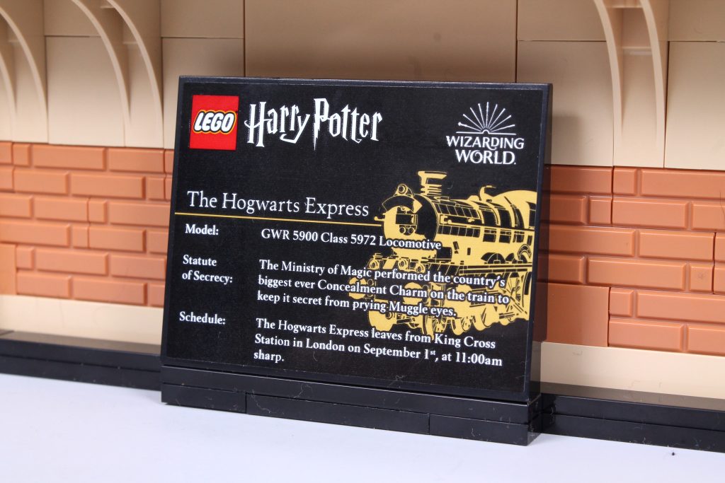 LEGO Harry Potter 76405 Hogwarts Express Collectors Edition review 39 1024x683