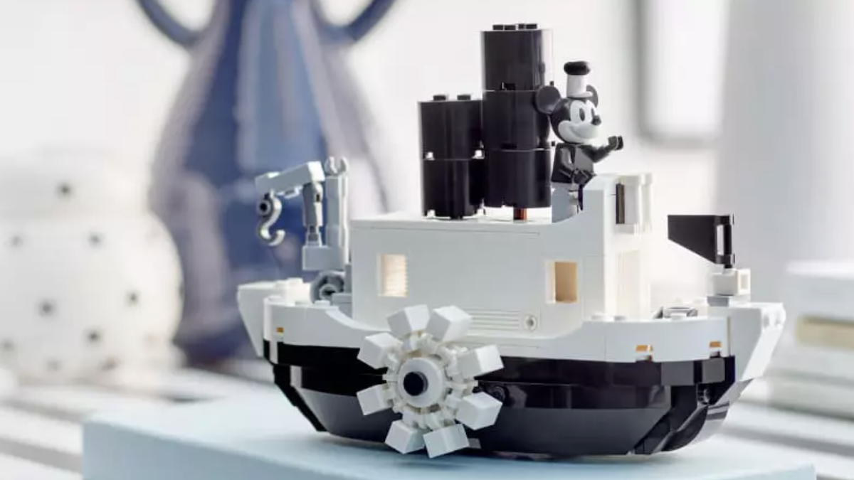 LEGO Disney Steamboat Willie GWP available now
