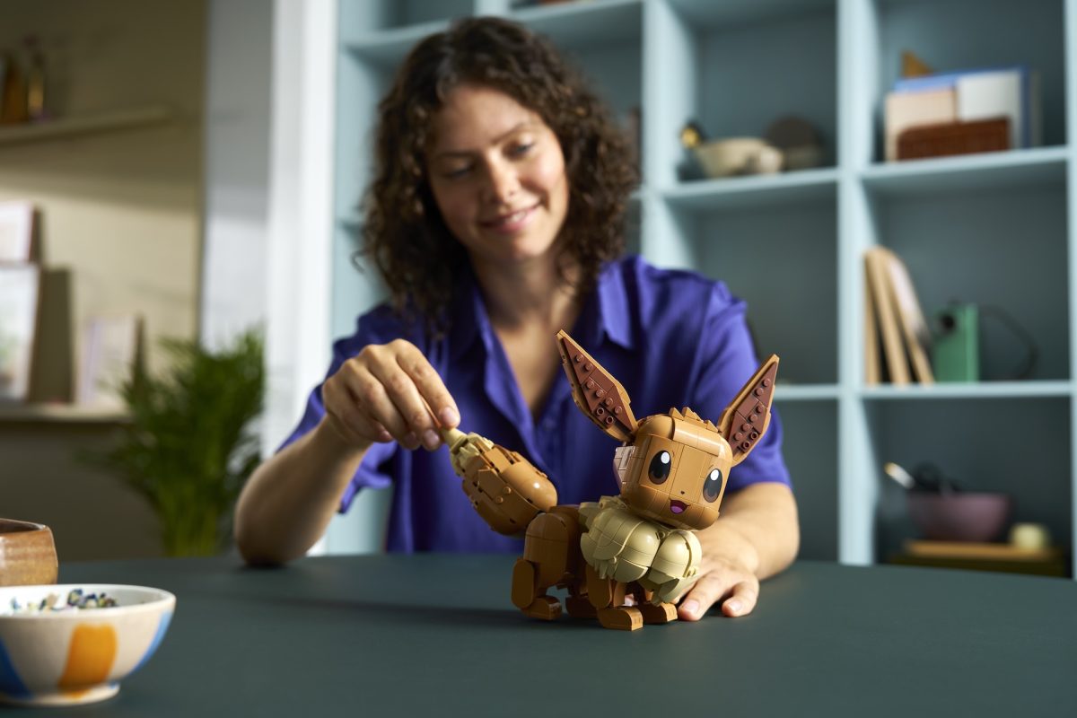 LEGO Pokemon 72151 Eevee 15 1200x800