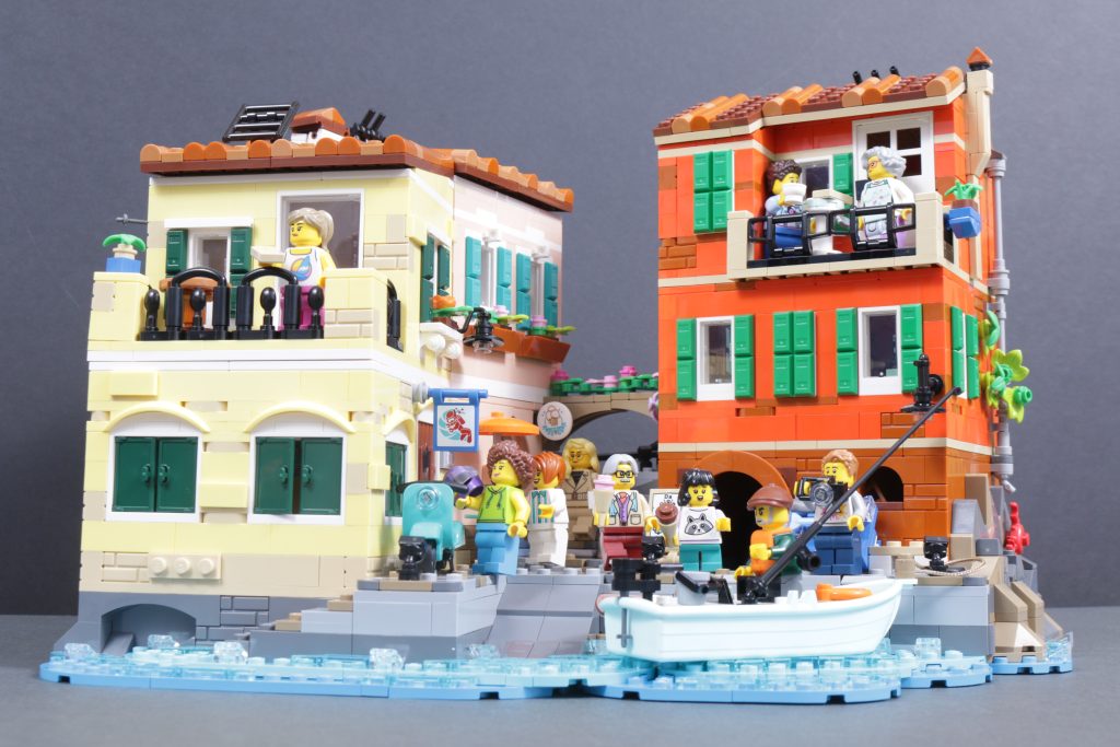 LEGO Ideas 21359 Italian Riviera review 3 1024x683