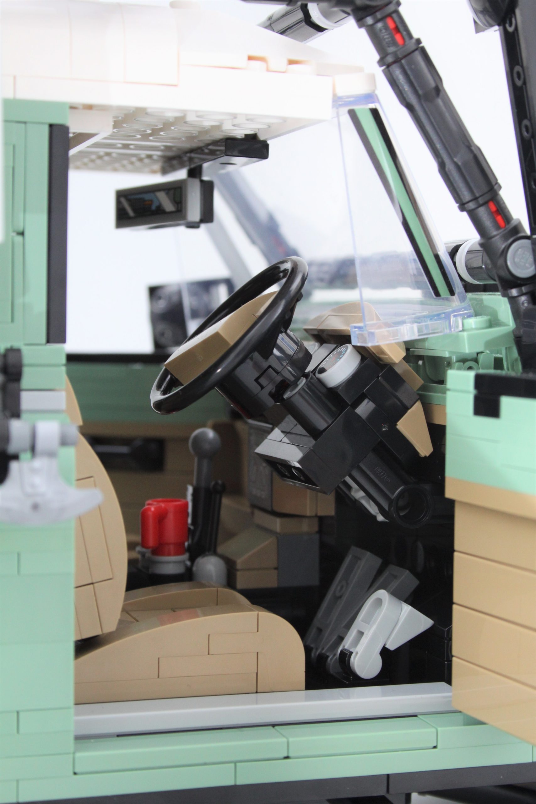 LEGO ICONS 10317 Land Rover Classic Defender 90 review 21 scaled