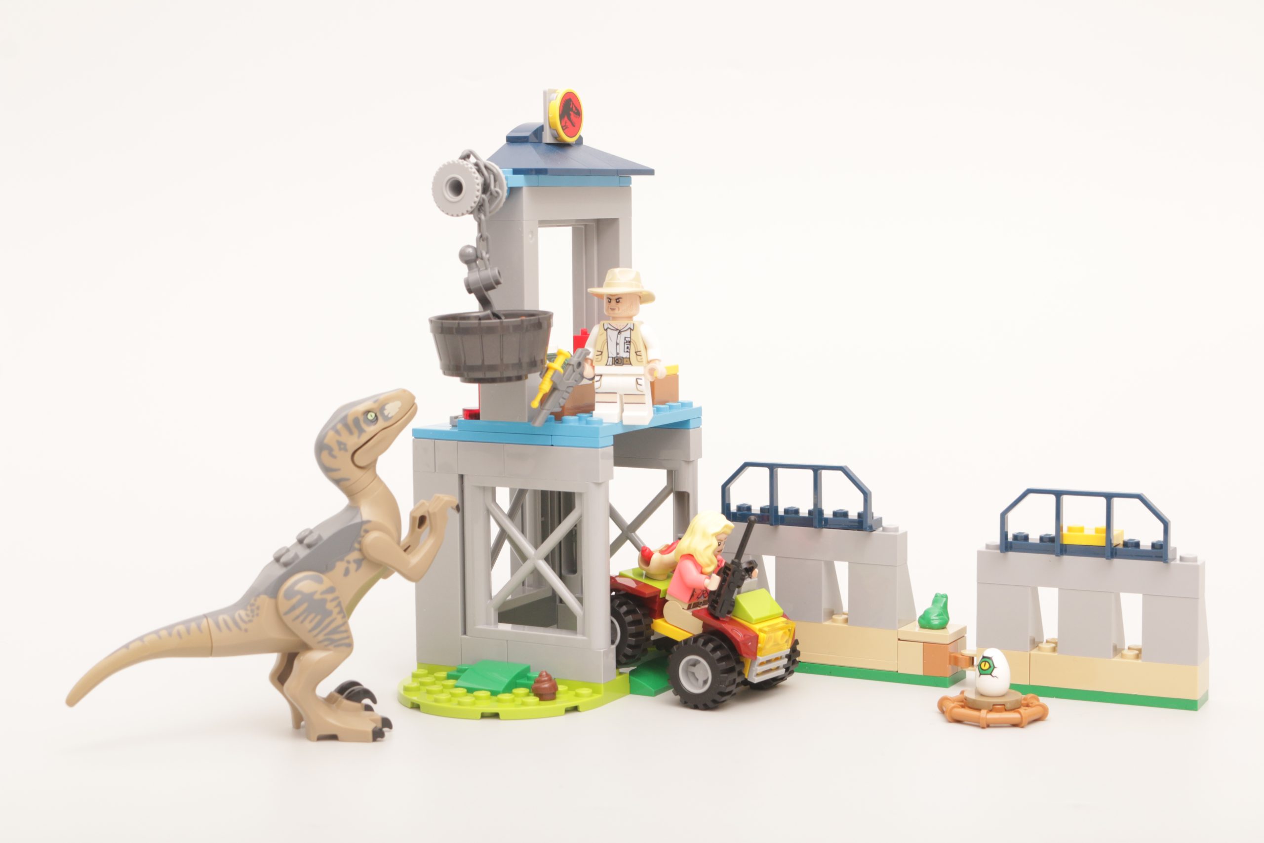 LEGO Jurassic Park 76957 Velociraptor Escape review 3 scaled