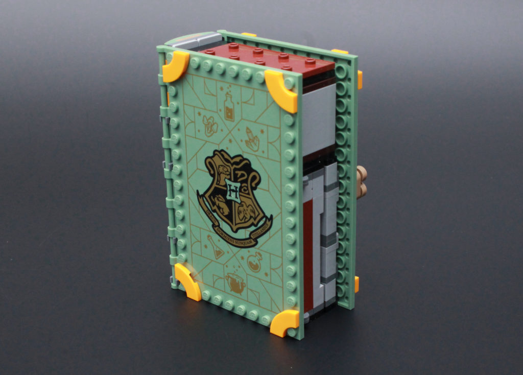 LEGO Harry Potter 76383 Potions Class review 12