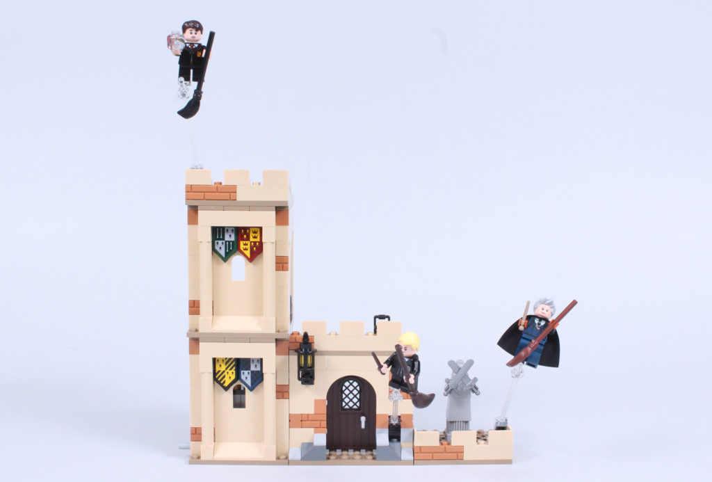 LEGO Harry Potter 76395 Hogwarts First Flying Lesson review 13