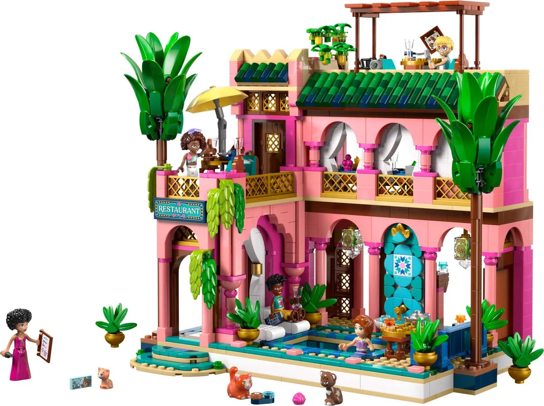 LEGO Friends 42691 Garden Restaurant 3
