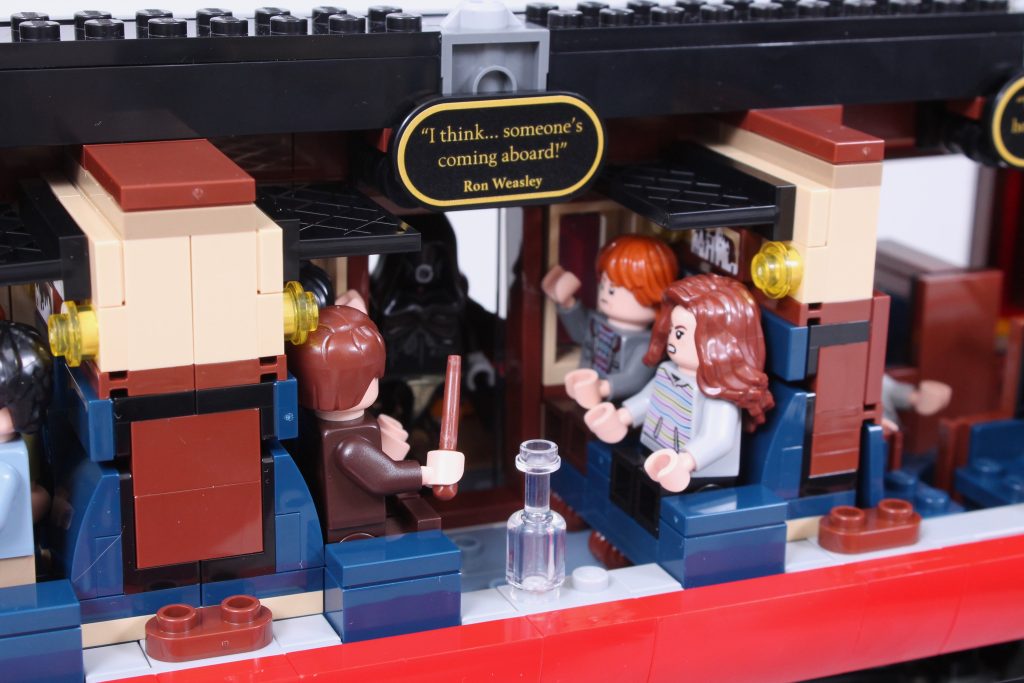 LEGO Harry Potter 76405 Hogwarts Express Collectors Edition review 28 1024x683