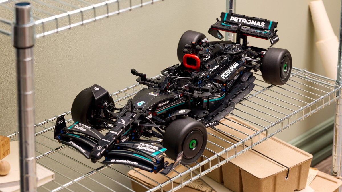 Win LEGO Technic sets signed by Lewis Hamilton and George Russell