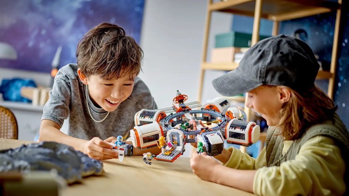 LEGO City 2024 space set was built with mistakes in mind