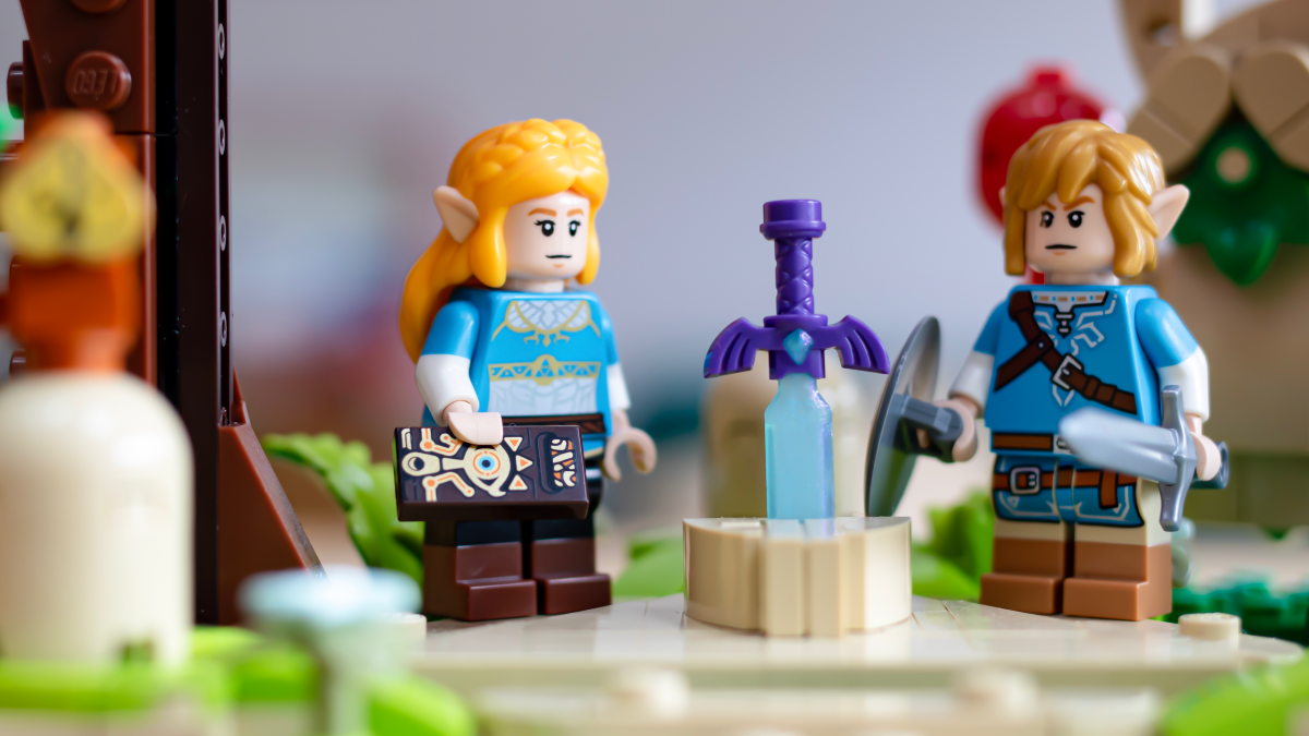 Which LEGO sets are retiring at the end of July 2026?
