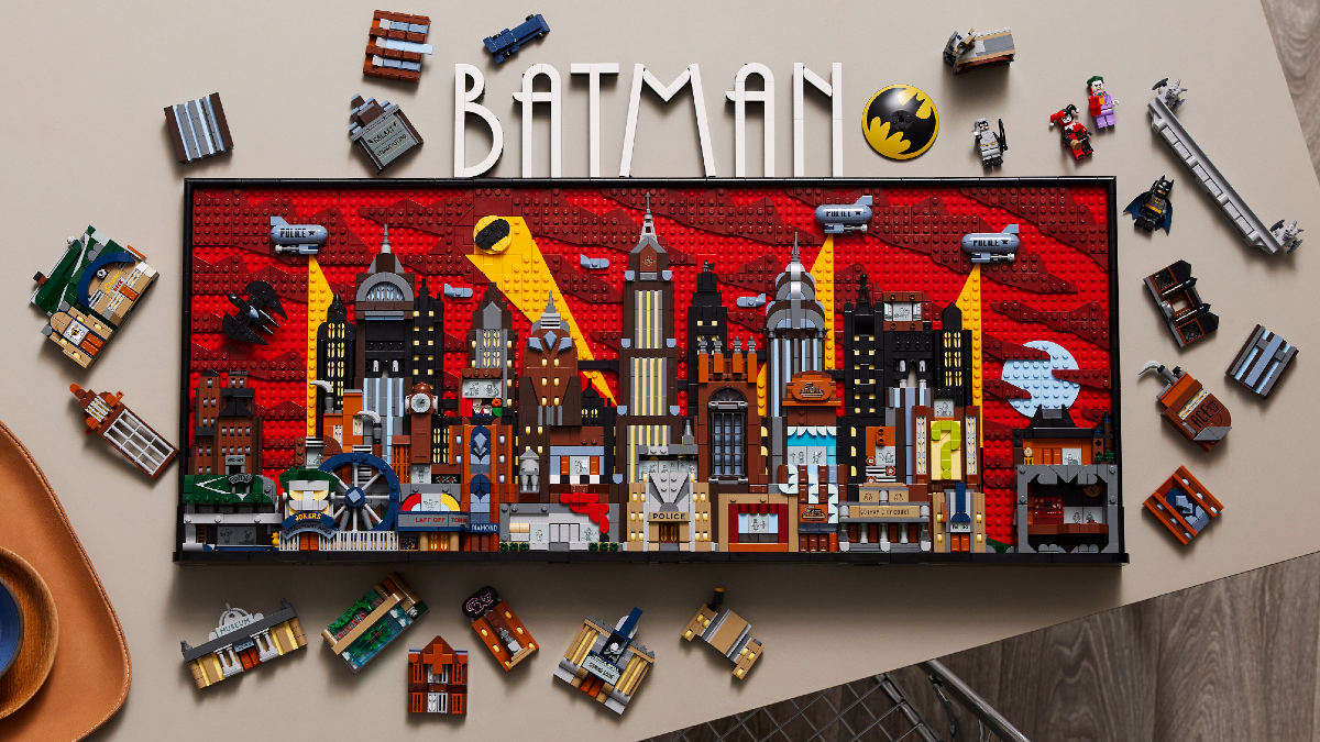 LEGO Batman 76271 Gotham City is packed with secret characters