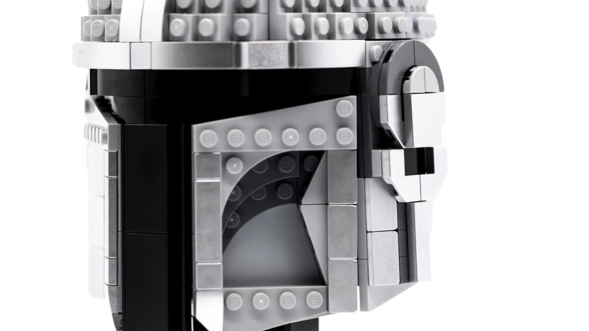 75328 The Mandalorian Helmet 12