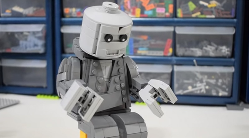 Building a giant LEGO Star Wars holographic Snoke