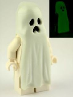 Ghost with pointed shroud