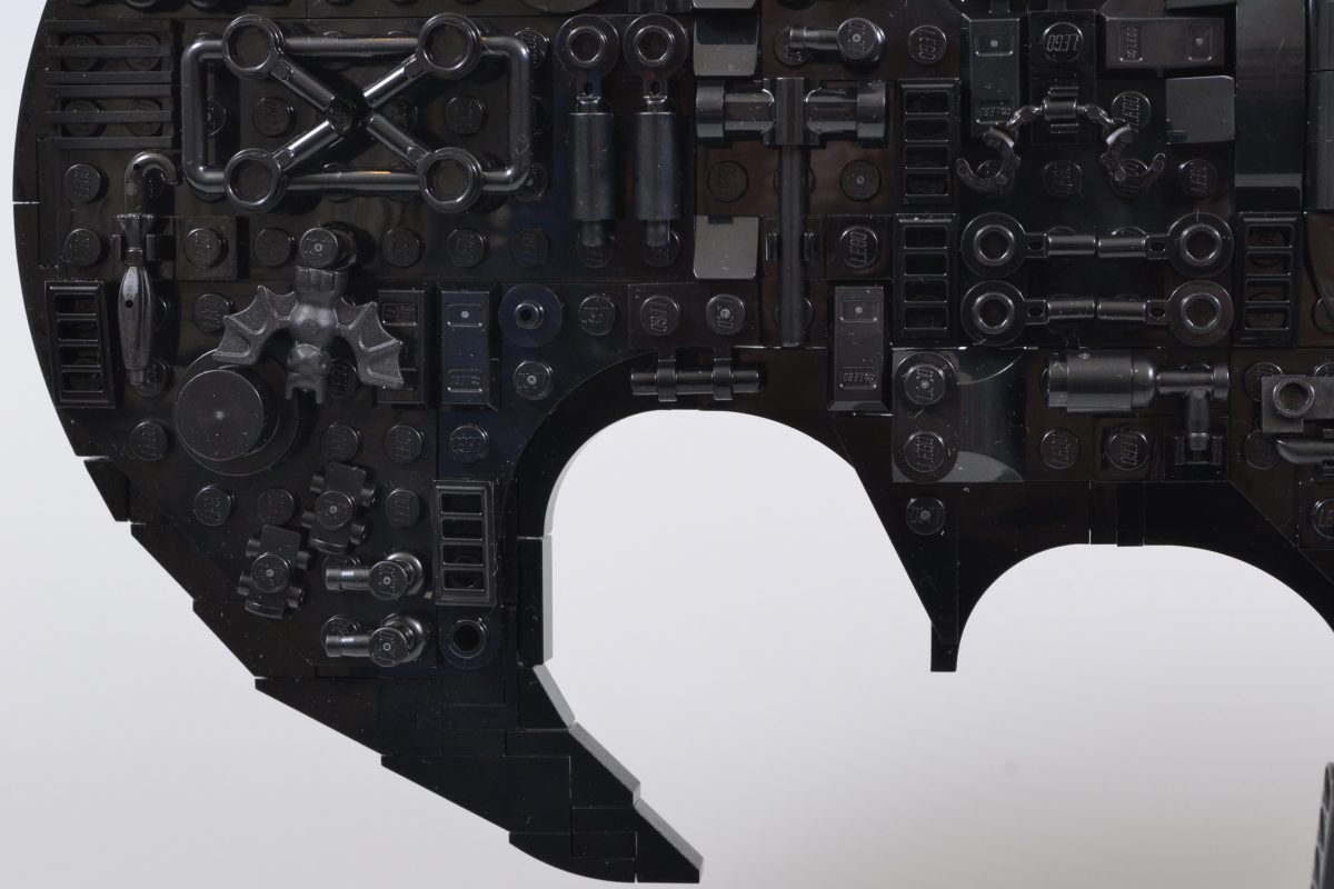 LEGO Batman 76330 Batman Logo 15 1200x800