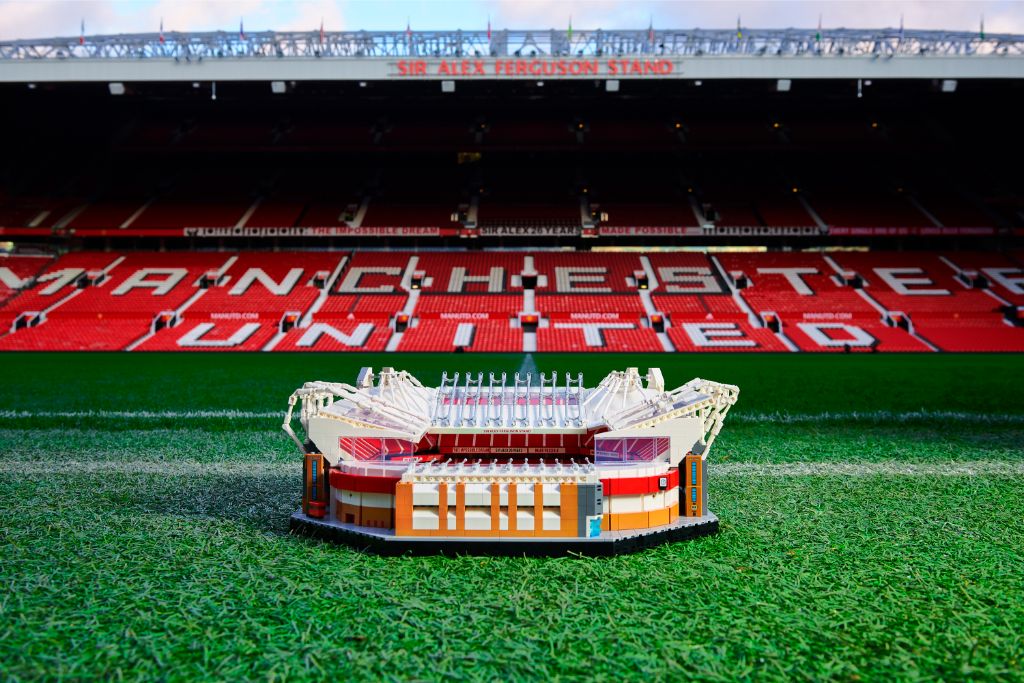 LEGO Creator Expert 10272 Old Trafford Manchester United stadium 3