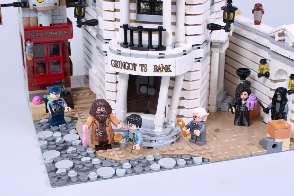 LEGO Harry Potter 76417 Gringotts Wizarding Bank Collectors Edition review 18 1024x683