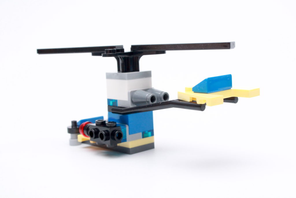 LEGO CITY magazine Issue 35 13