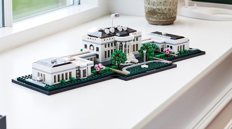 LEGO Architecture 21054 The White House available now