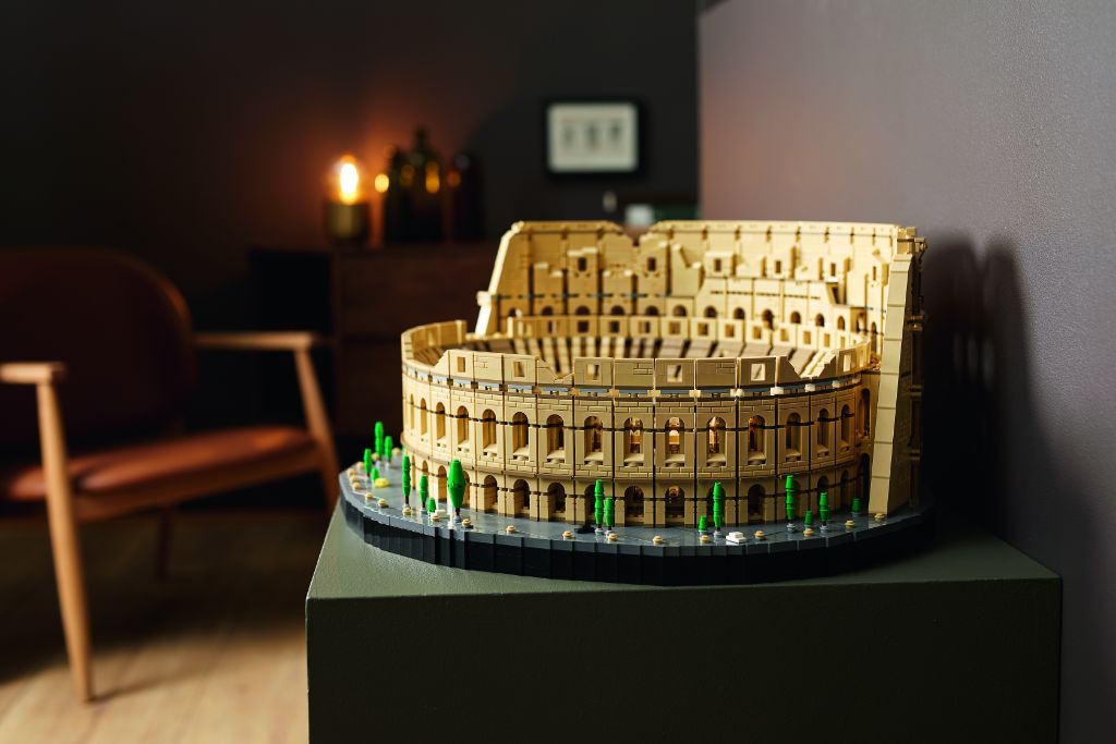 LEGO 10276 Colosseum 22