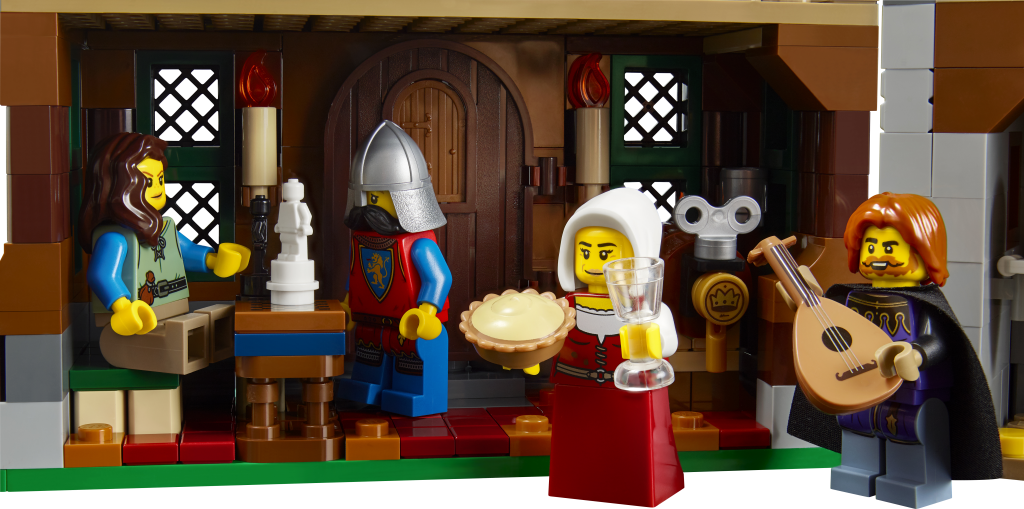 LEGO Icons 10332 medieval town square tavern inside 1024x509