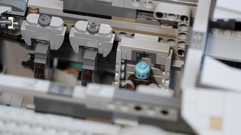 75331 Razor Crest FEATURE 59 1024x576