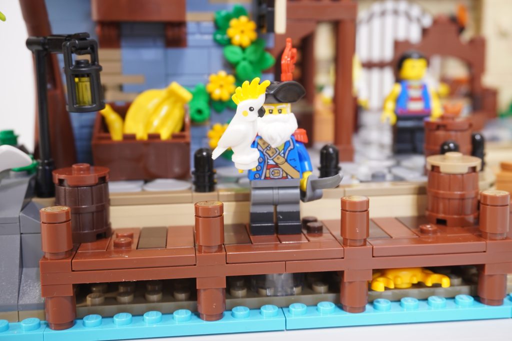 LEGO Bricklink Designer Program The Thieves of Tortuga review 12 1024x683