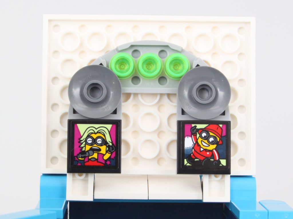 lego despicable me 4 75581 Minions Music Party Bus review 12 1024x768