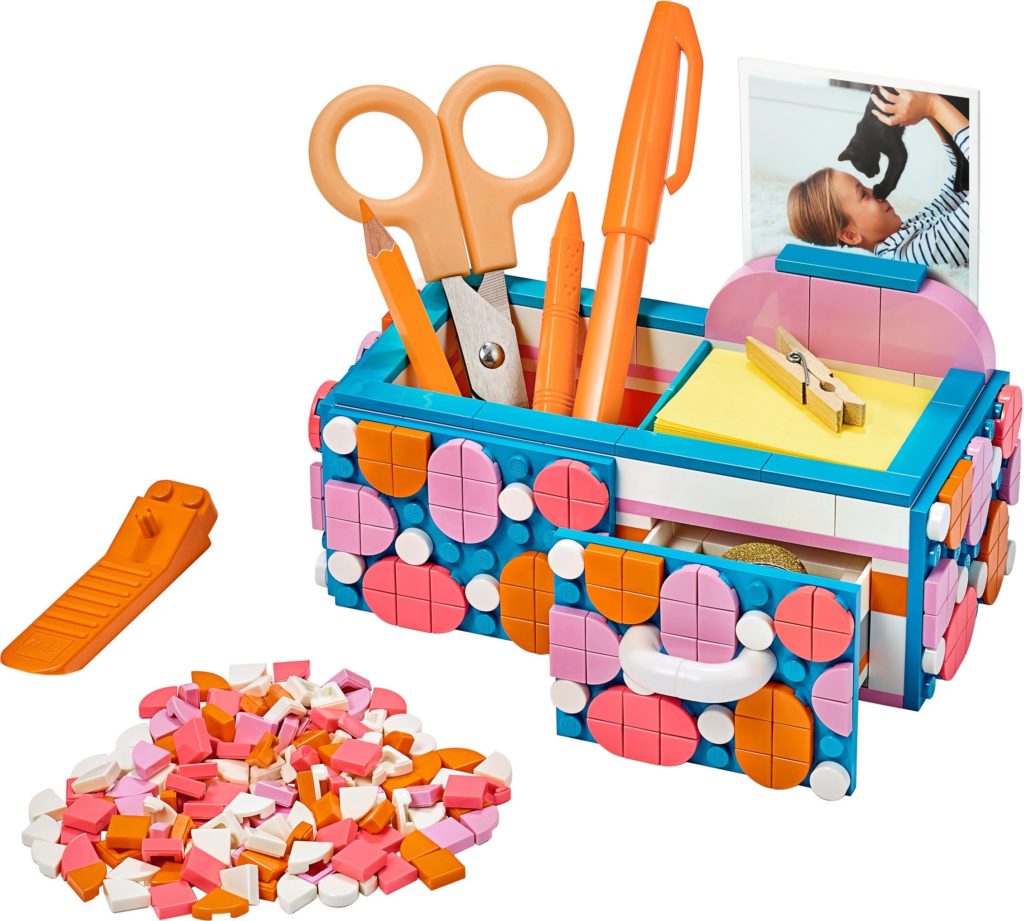 LEGO DOTS 41907 Desk Organizer 15
