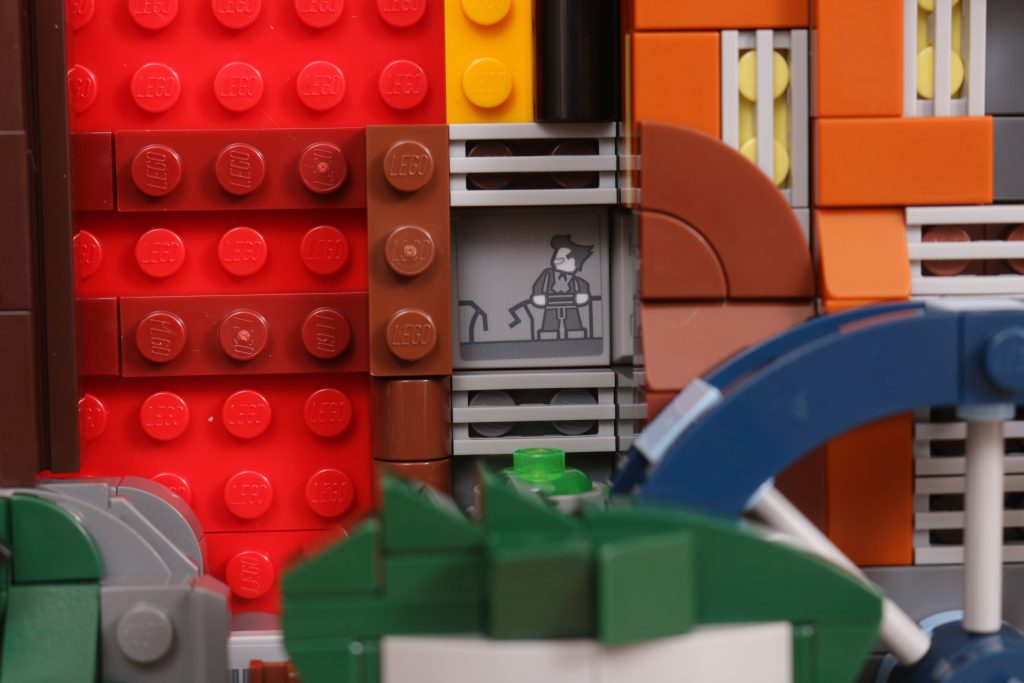 LEGO Batman 76271 Batman The Animated Series Gotham City review 31 1024x683